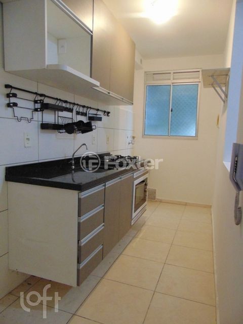 Image 8 - 807687