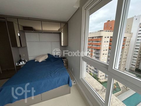 Image 3 - 807693