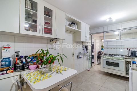 Image 3 - 807725