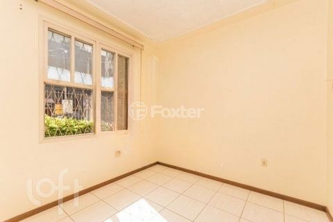 Image 19 - 807808