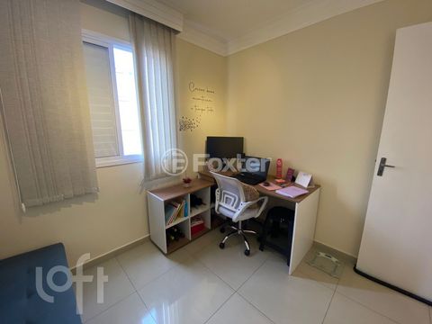 Image 10 - 808382