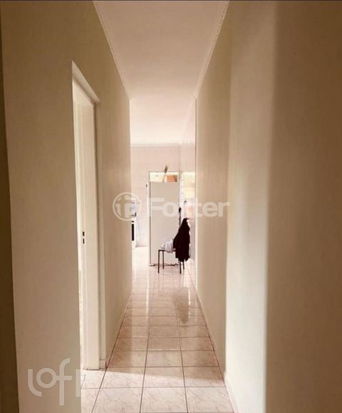 Image 3 - 808433