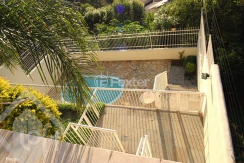 Image 6 - 808454