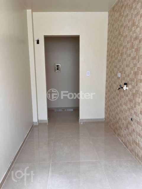 Image 8 - 808584