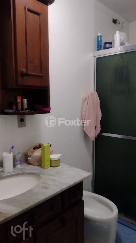 Image 3 - 808786
