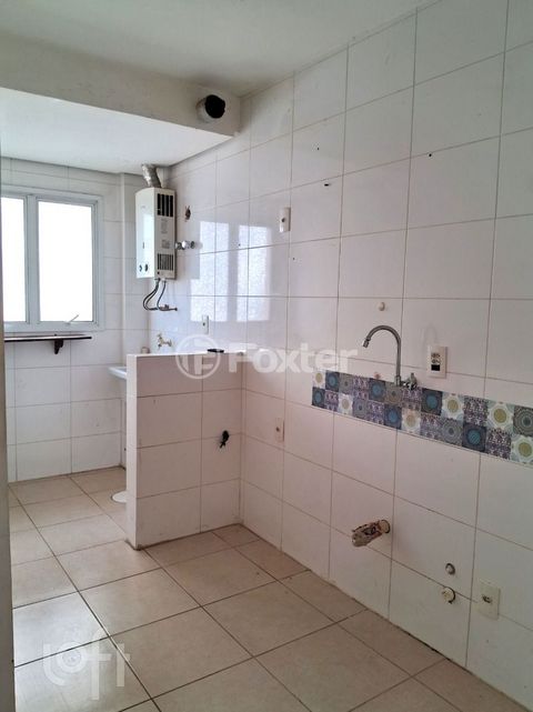 Image 5 - 808914