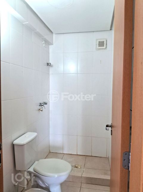 Image 7 - 808914