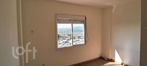 Image 8 - 808914