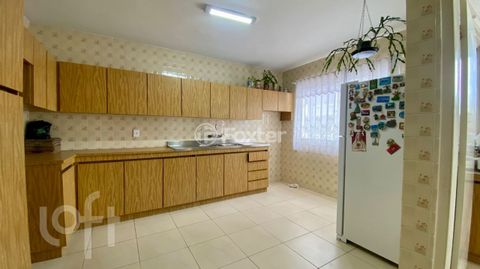 Image 6 - 809644