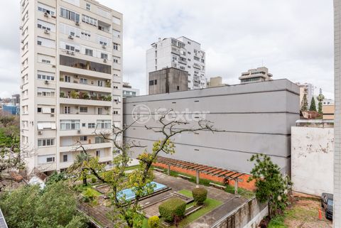 Image 3 - 809690