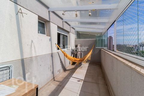 Image 8 - 809744