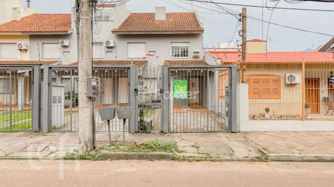 Image 3 - 809952