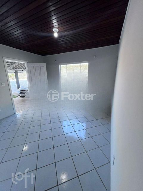 Image 4 - 809962