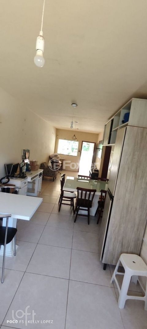 Image 4 - 809979