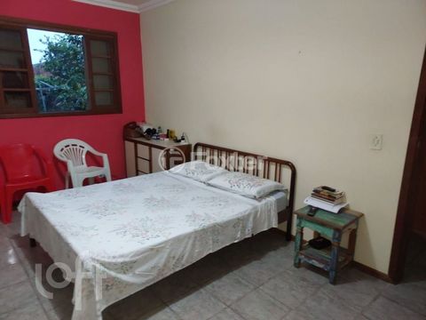Image 9 - 810103