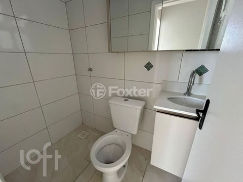Image 3 - 810156