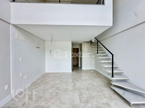 Image 5 - 810362