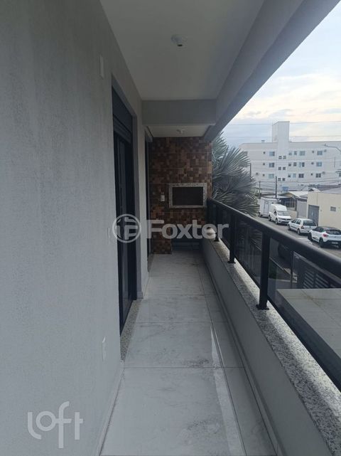 Image 4 - 810367