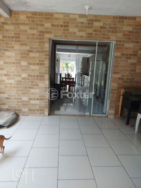 Image 3 - 810564