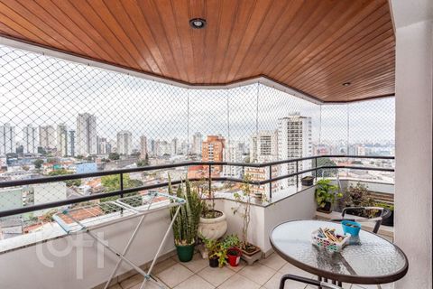 Image 9 - 810827