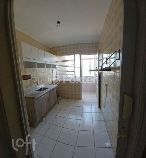 Image 2 - 811579
