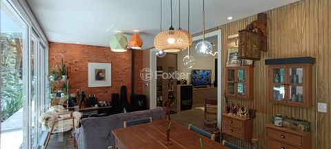 Image 1 - 811681