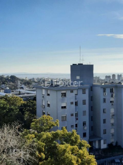 Image 16 - 811721