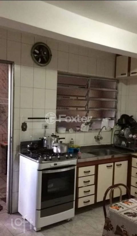 Image 3 - 811955