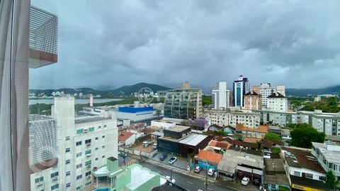 Image 7 - 812162