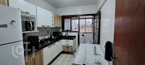 Image 9 - 812169