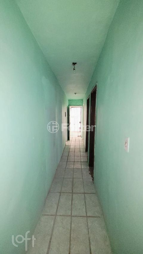Image 6 - 812282