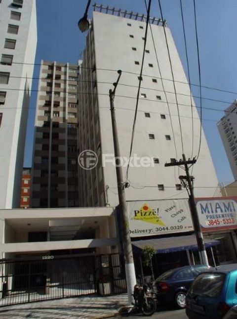 Image 3 - 812927