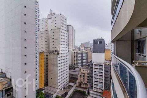 Image 6 - 813057
