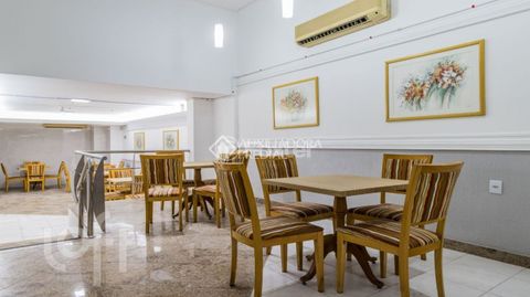 Image 4 - 813143
