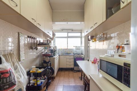 Image 13 - 813320