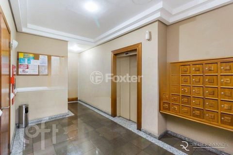 Image 18 - 814115
