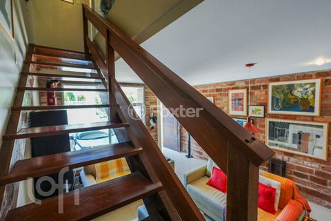Image 13 - 814118