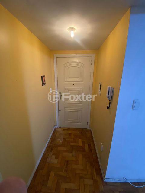 Image 8 - 814290