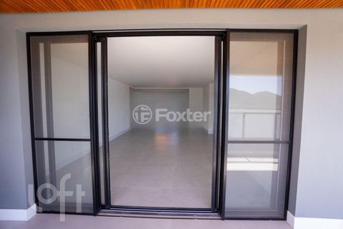 Image 8 - 814508