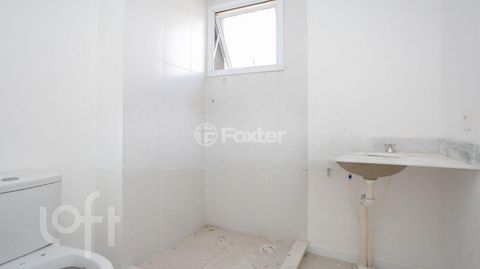 Image 19 - 815120