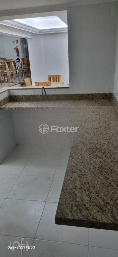 Image 7 - 815188