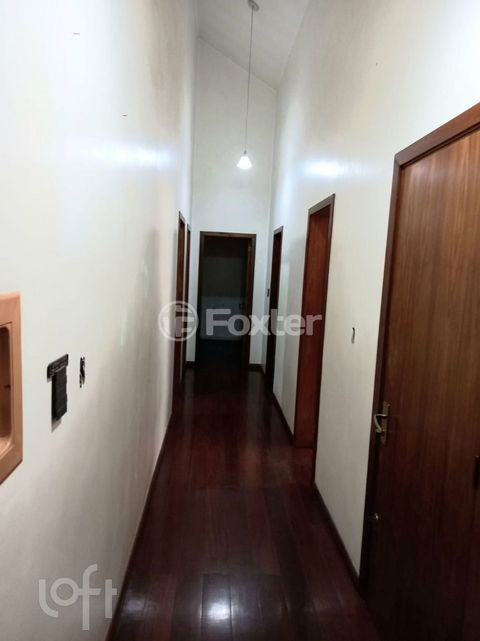 Image 7 - 815300