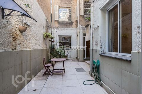 Image 15 - 816429