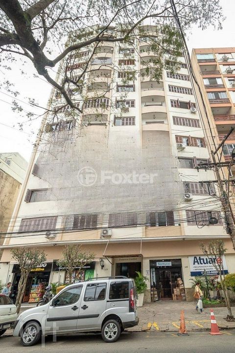 Image 7 - 816551