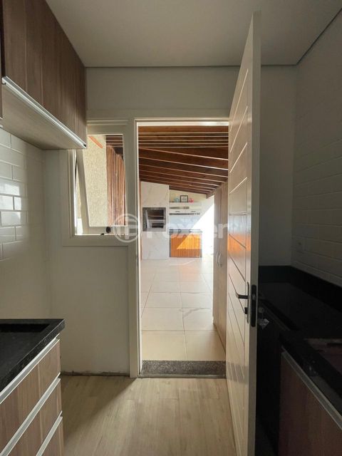 Image 9 - 816703