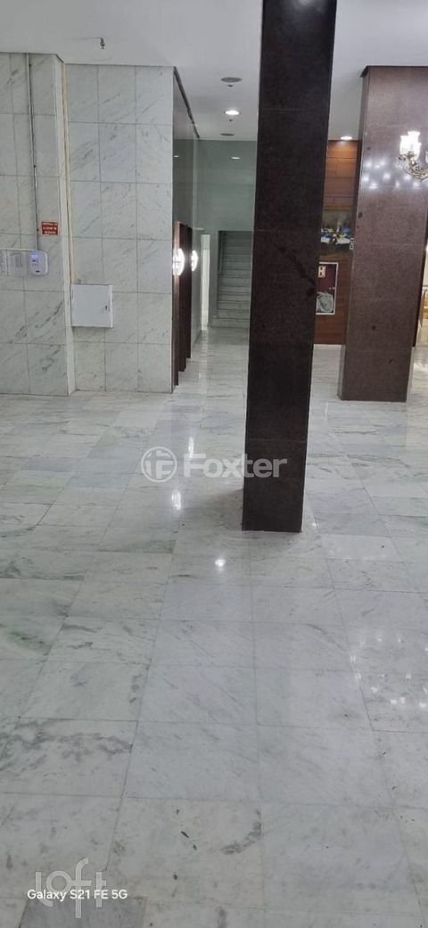 Image 3 - 817388