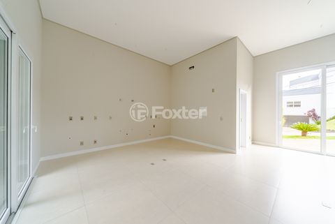 Image 10 - 817448