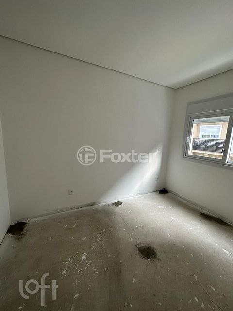 Image 6 - 817587