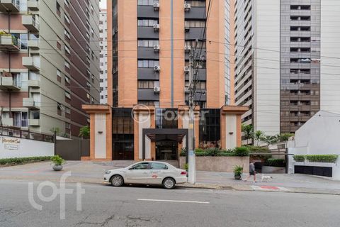 Image 16 - 817746