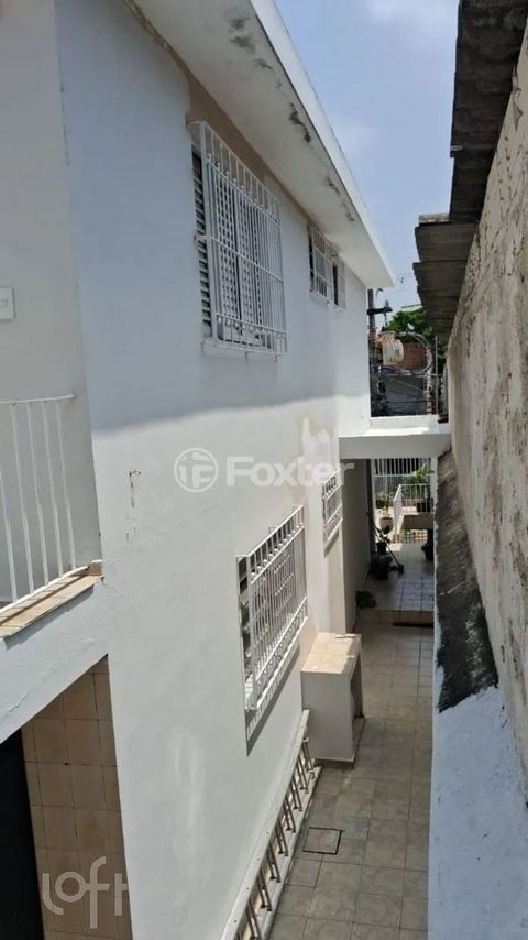 Image 6 - 818021